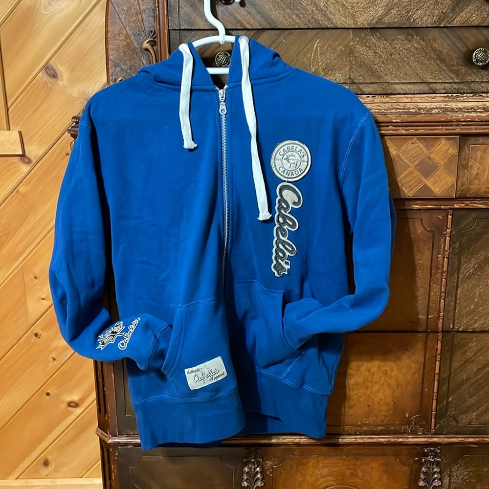 Cabela’s Canada Zip Hoodie Woman’s Small